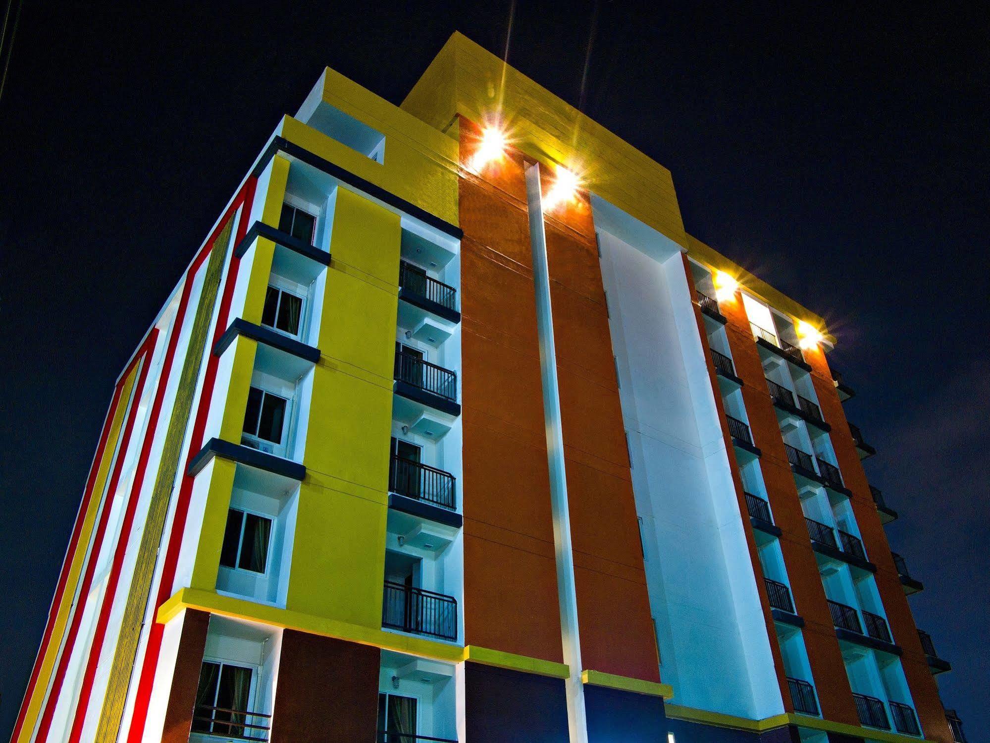 Nrv Place Apart Hotel 방콕 외부 사진