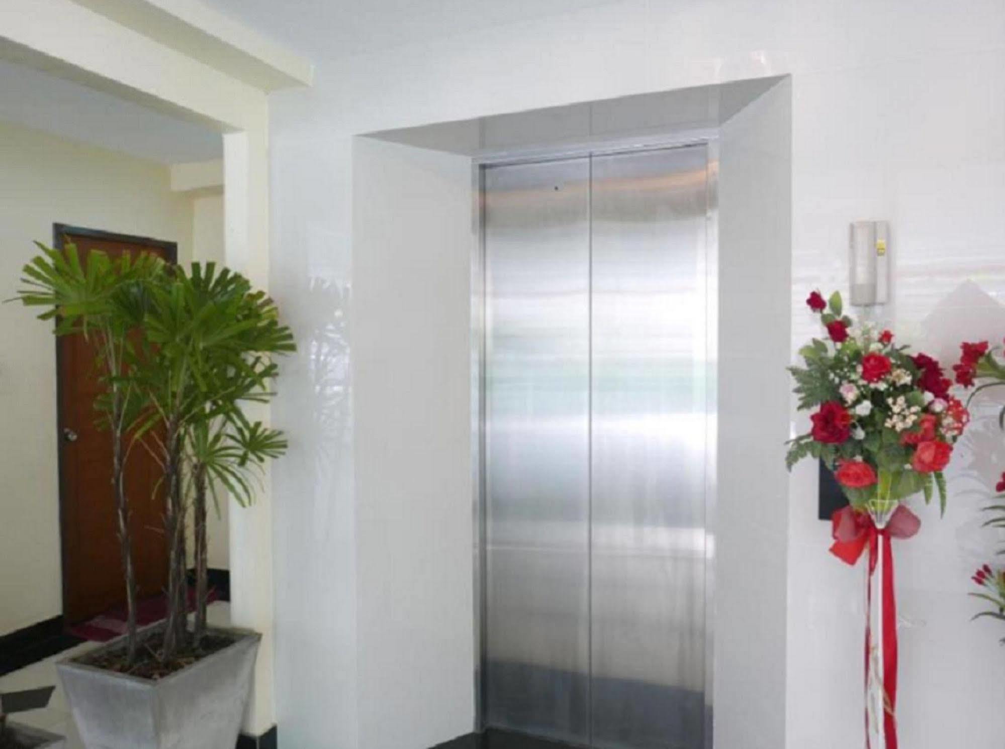 Nrv Place Apart Hotel 방콕 외부 사진