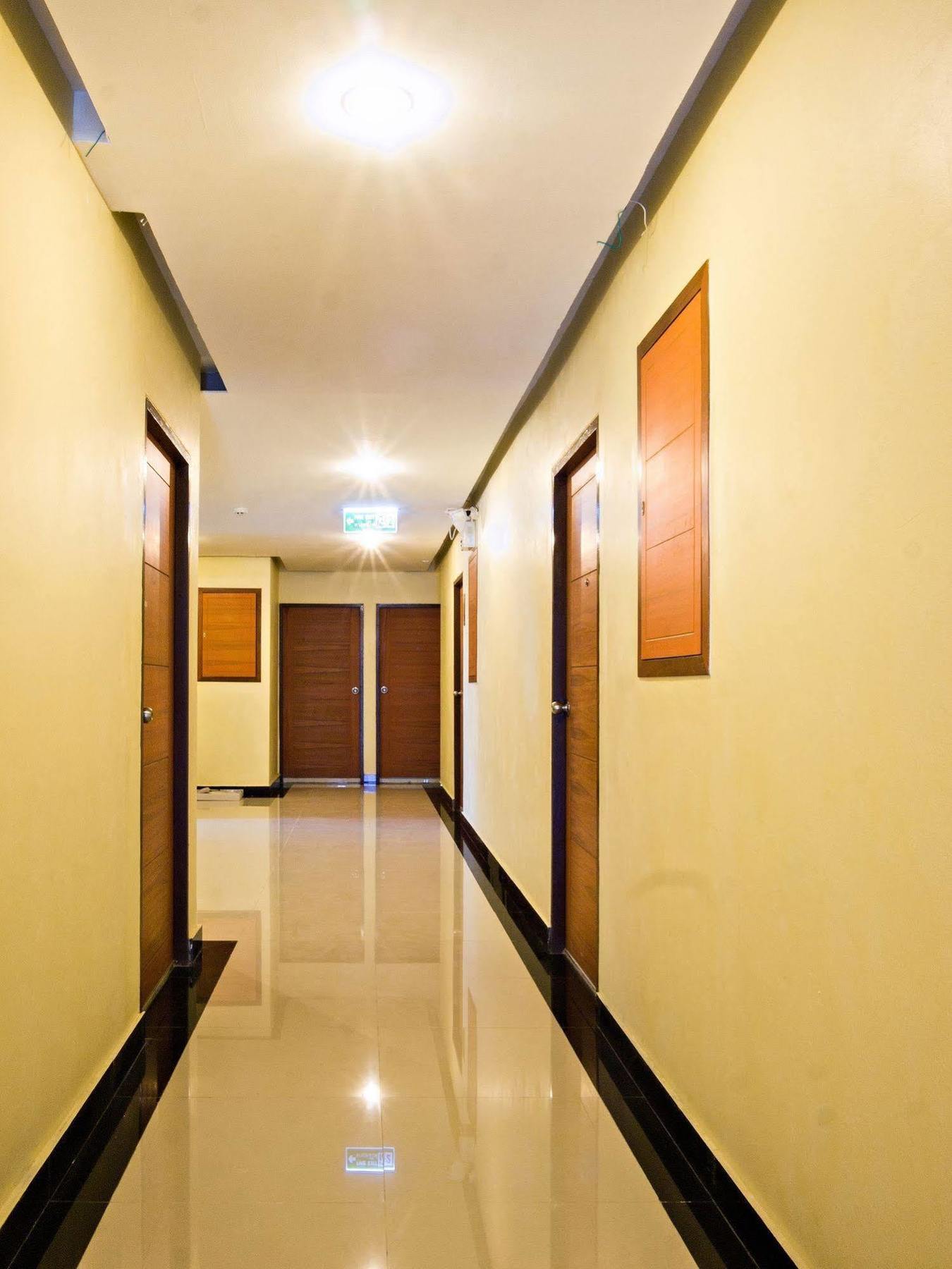 Nrv Place Apart Hotel 방콕 외부 사진